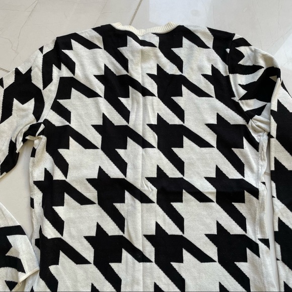Liz Claiborne Black/White Houndstooth Cardigan - Picture 7 of 7
